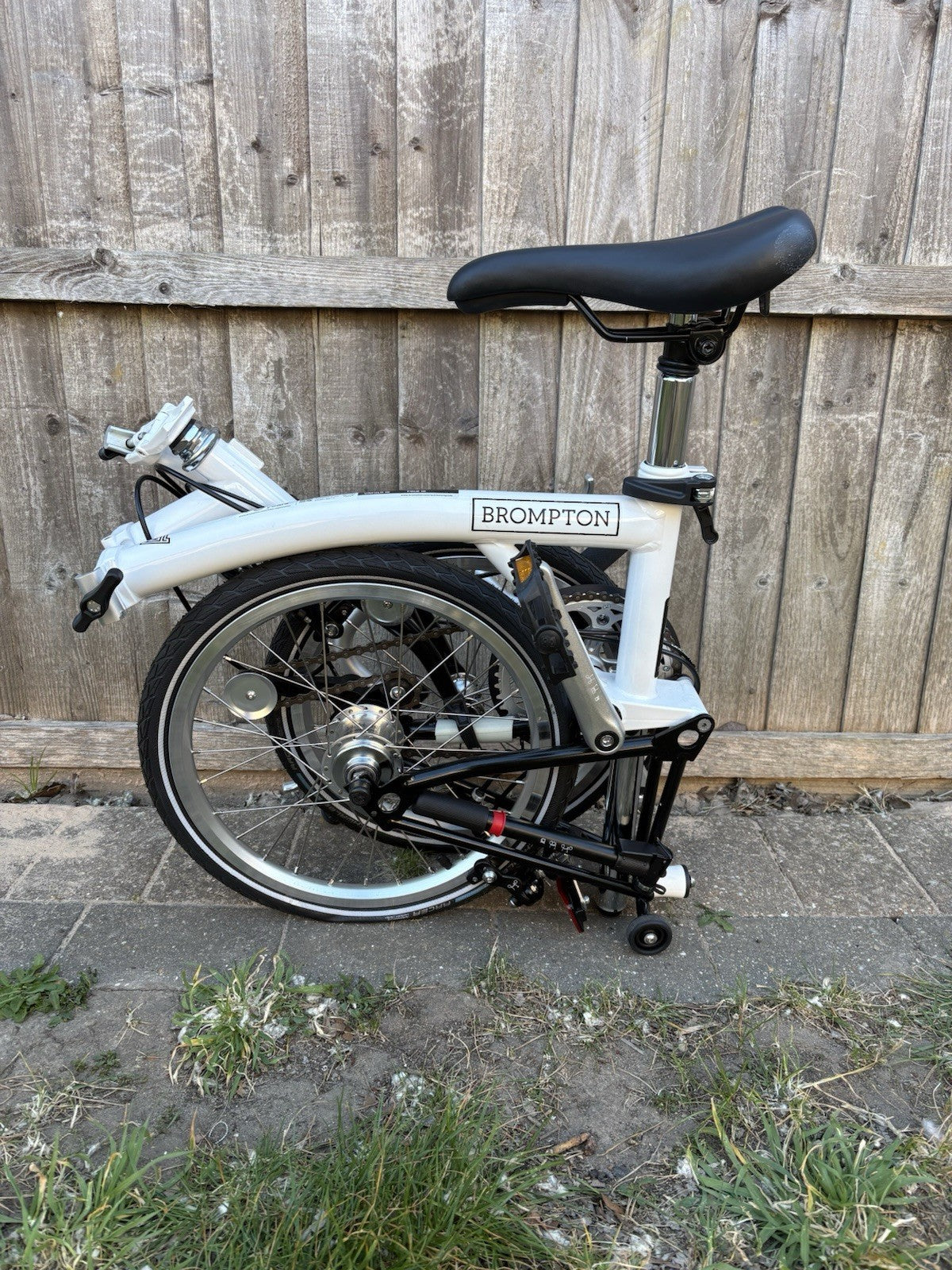 Brompton A-Line 3-Speed Folding Bike, Excellent condition, Barely Used