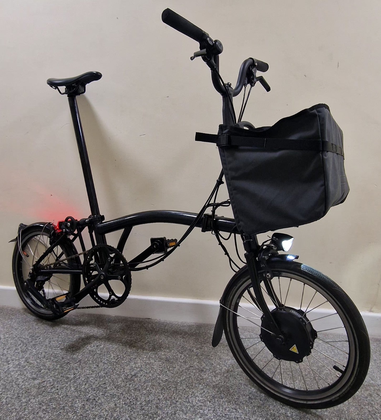 E Brompton P Line 4 speed. Free UK LOW 💰WORLD 🌎 ✈️ POST📦📫+ Borough Basket