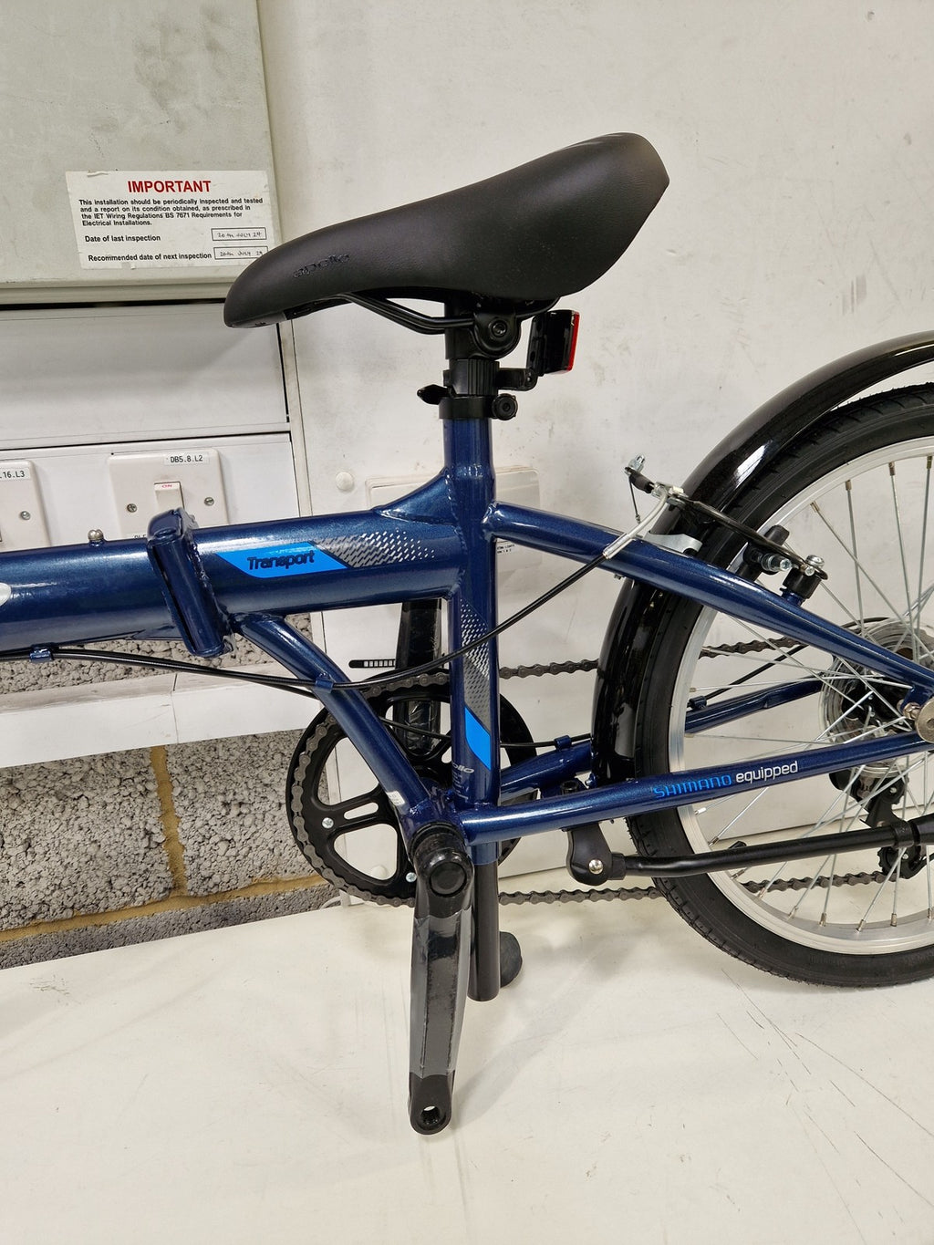 Apollo Transport Compact Folding 20" Wheels Steel Frame 6-Speed Bike - Navy A