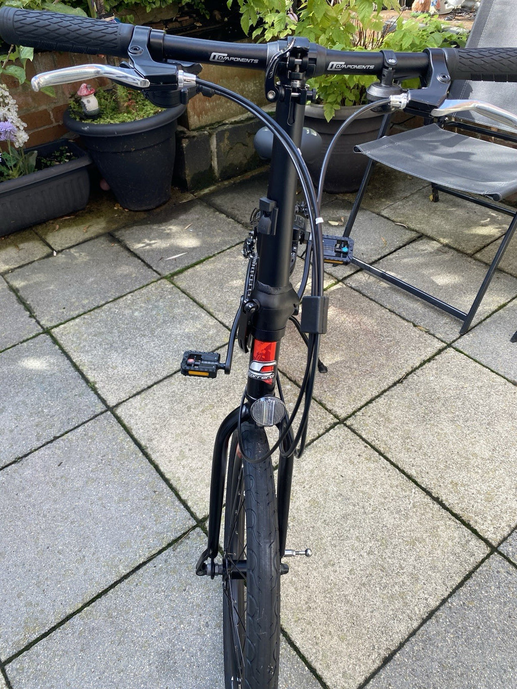 Carrera Inner City Folding Bike 20 Inch Wheels 7 Speed