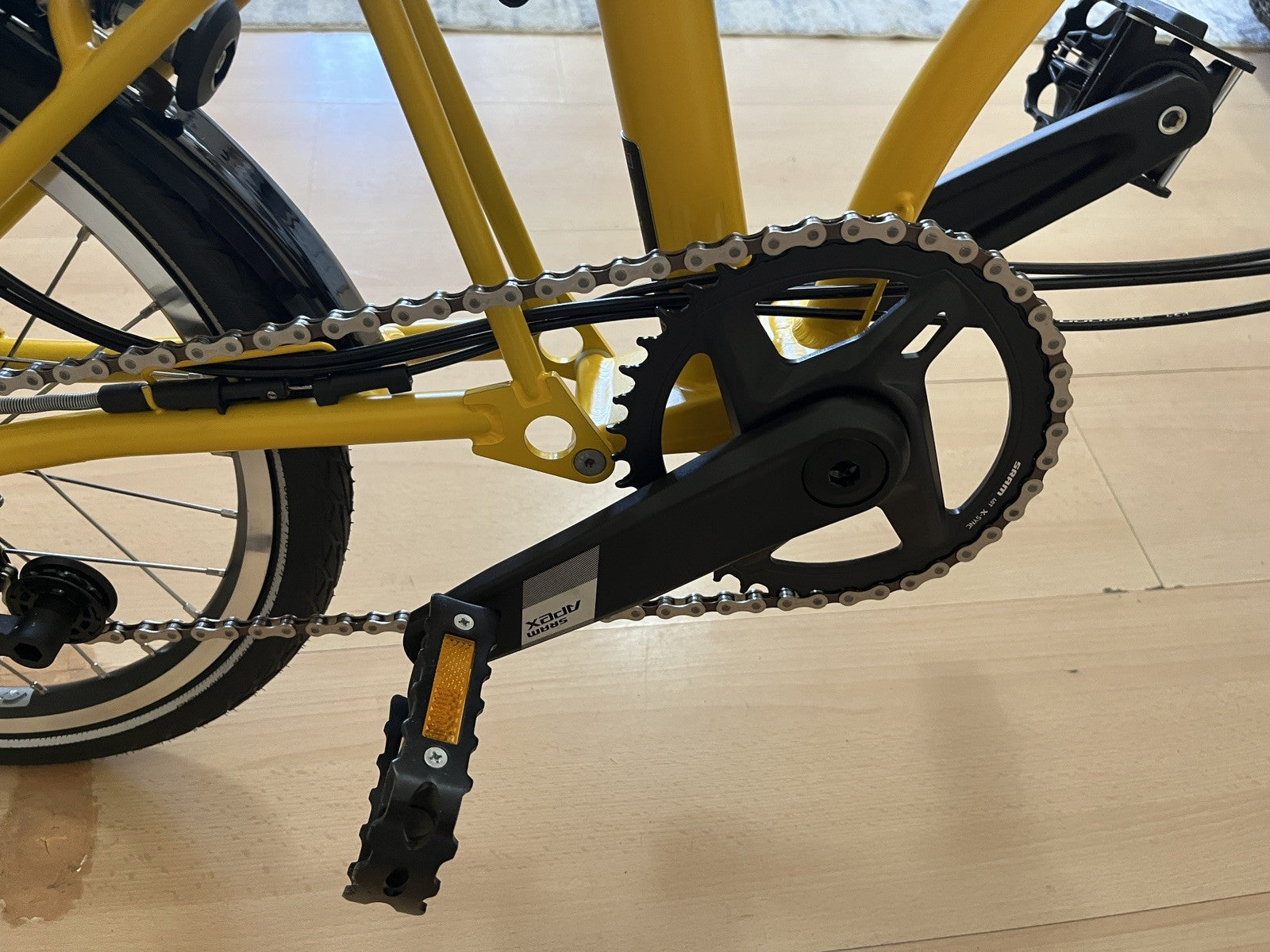 Brompton C Line Explore 6 Speed H Handlebar - Bumblebee Yellow / Black New