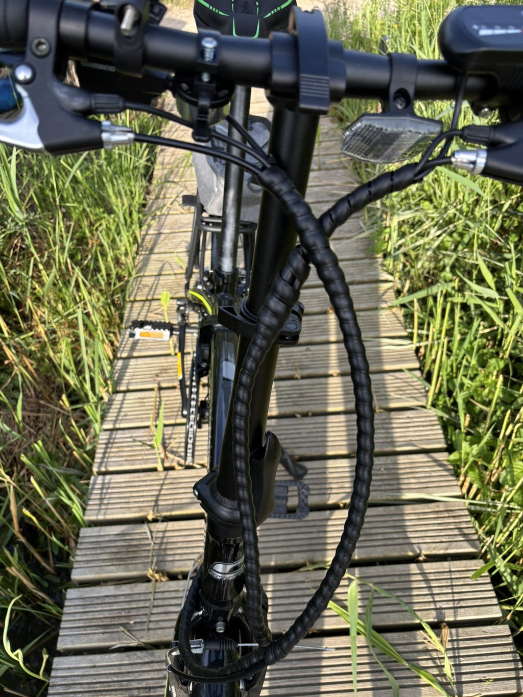 Carrera Crosscity E 20in Folding bike Black/Green .USED ONCE 6 miles