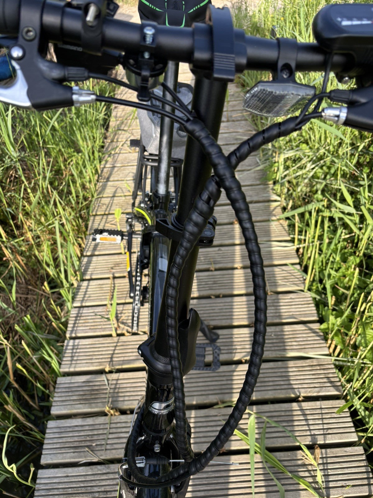 Carrera Crosscity E 20in Folding bike Black/Green .USED ONCE 6 miles