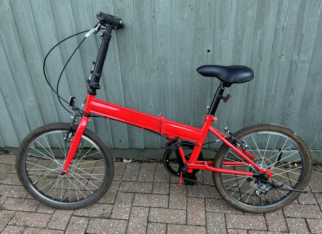 2 Folding Bikes, 1 Red and 1 Black, price is for both, 5 gears.