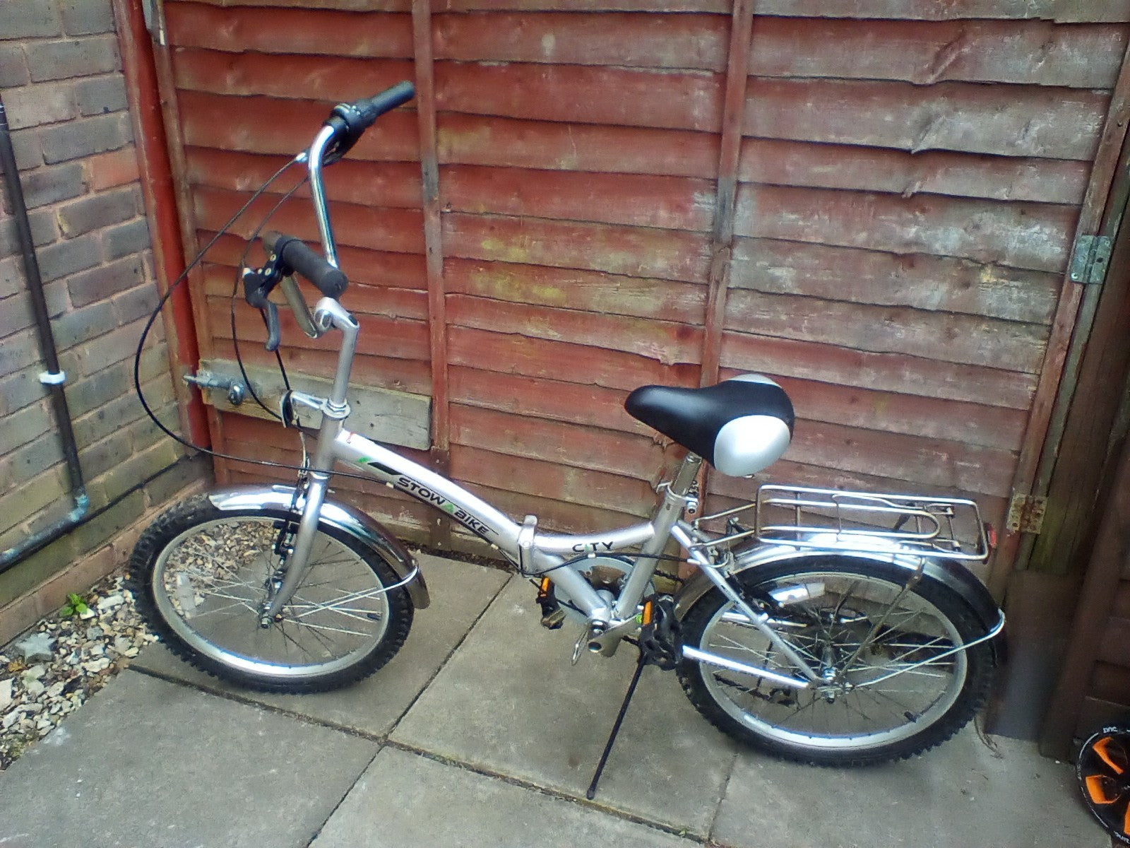 bicycle stow bike city 20 in wheels 6 gears folding bike