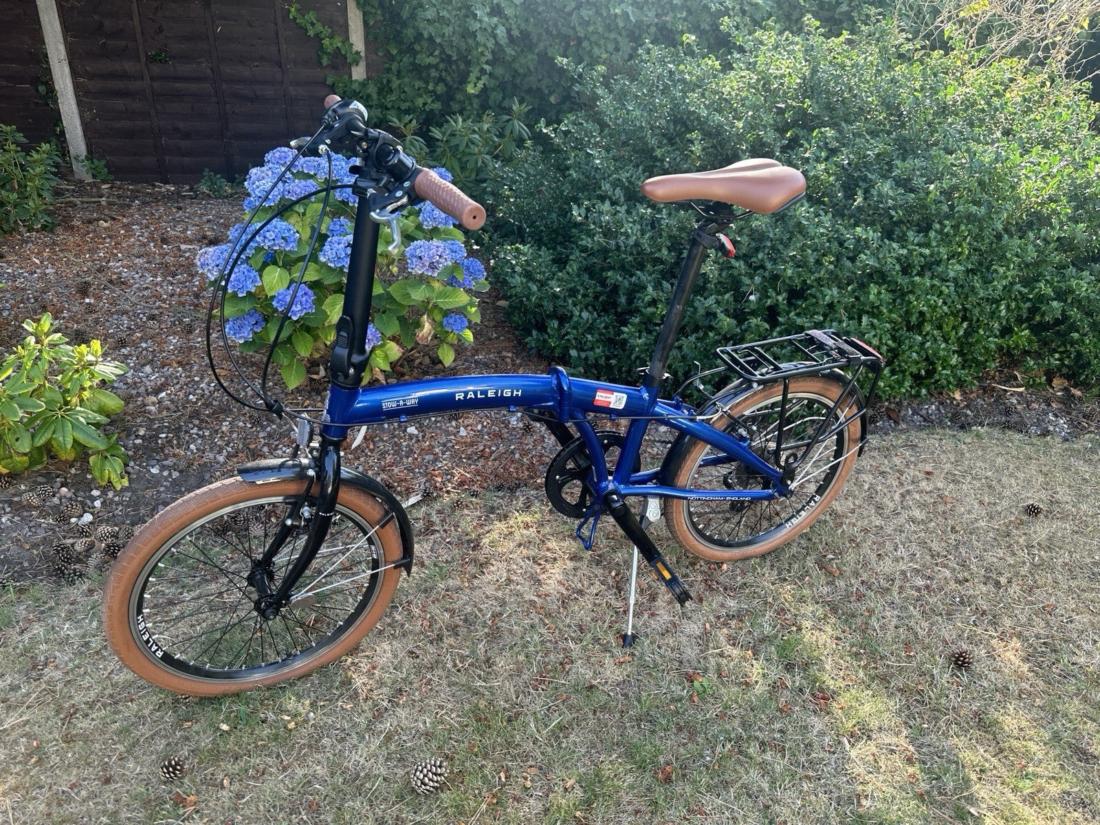 Raleigh Foldable Bike Stow A Way, Lightweight And Compact.