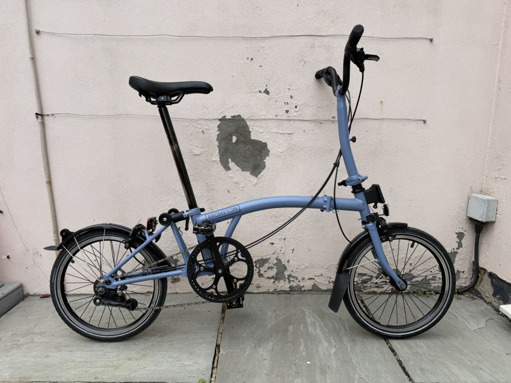 Brompton C Line 2023 - 2 Speed - Cloud Blue and Black