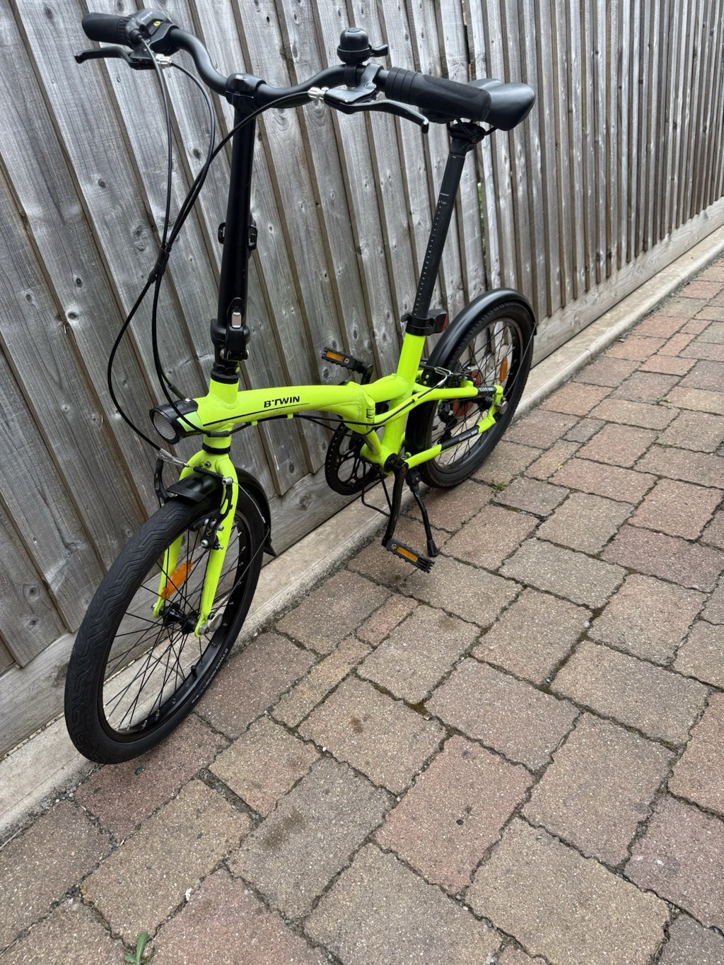 BTWIN Tilt 500 Folding Bike – Neon Green – Excellent Condition! 🚲