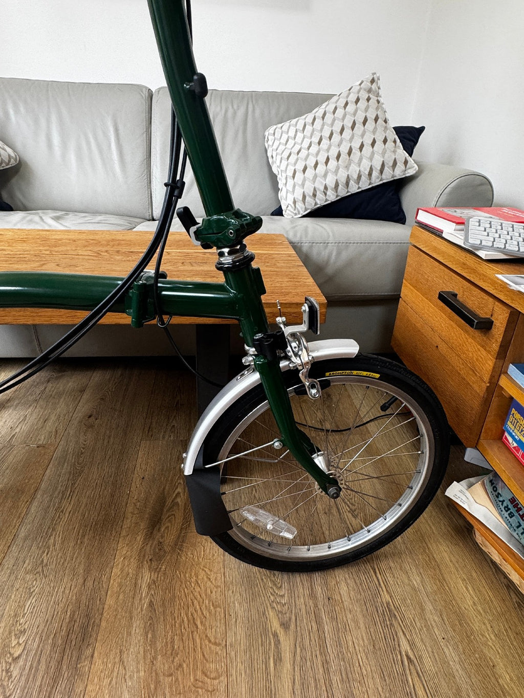 Classic 6-Speed Brompton Folding Bicycle B - Racing Green - MINT