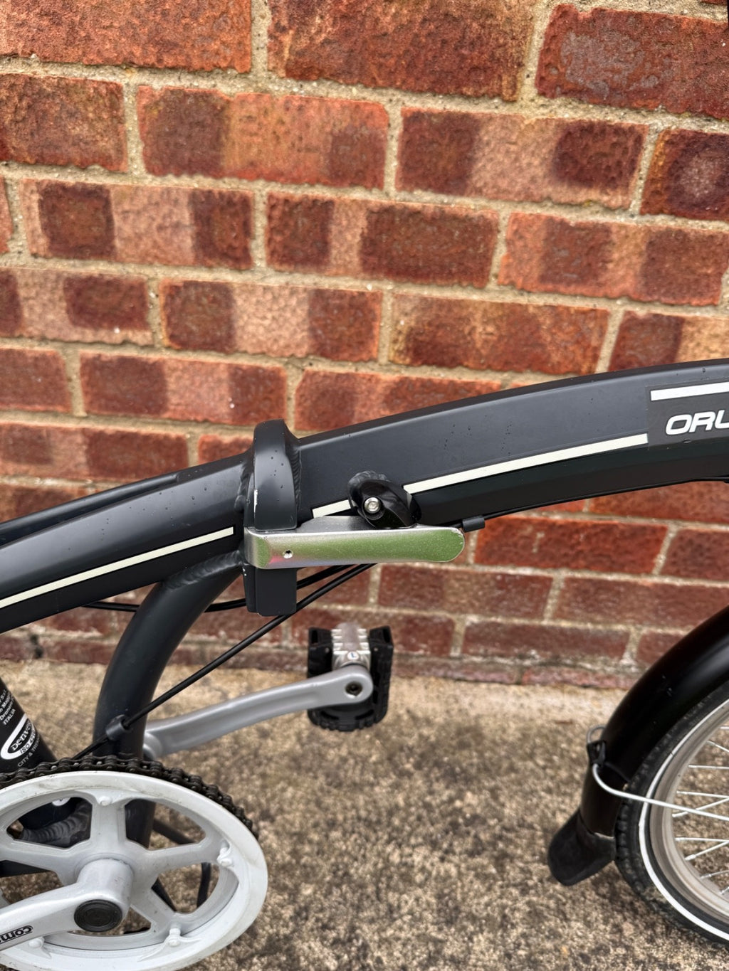 Orus Folding Bikes 20" Wheels Ex Cond. Aluminium Frame Shimano Gears. Extras Inc