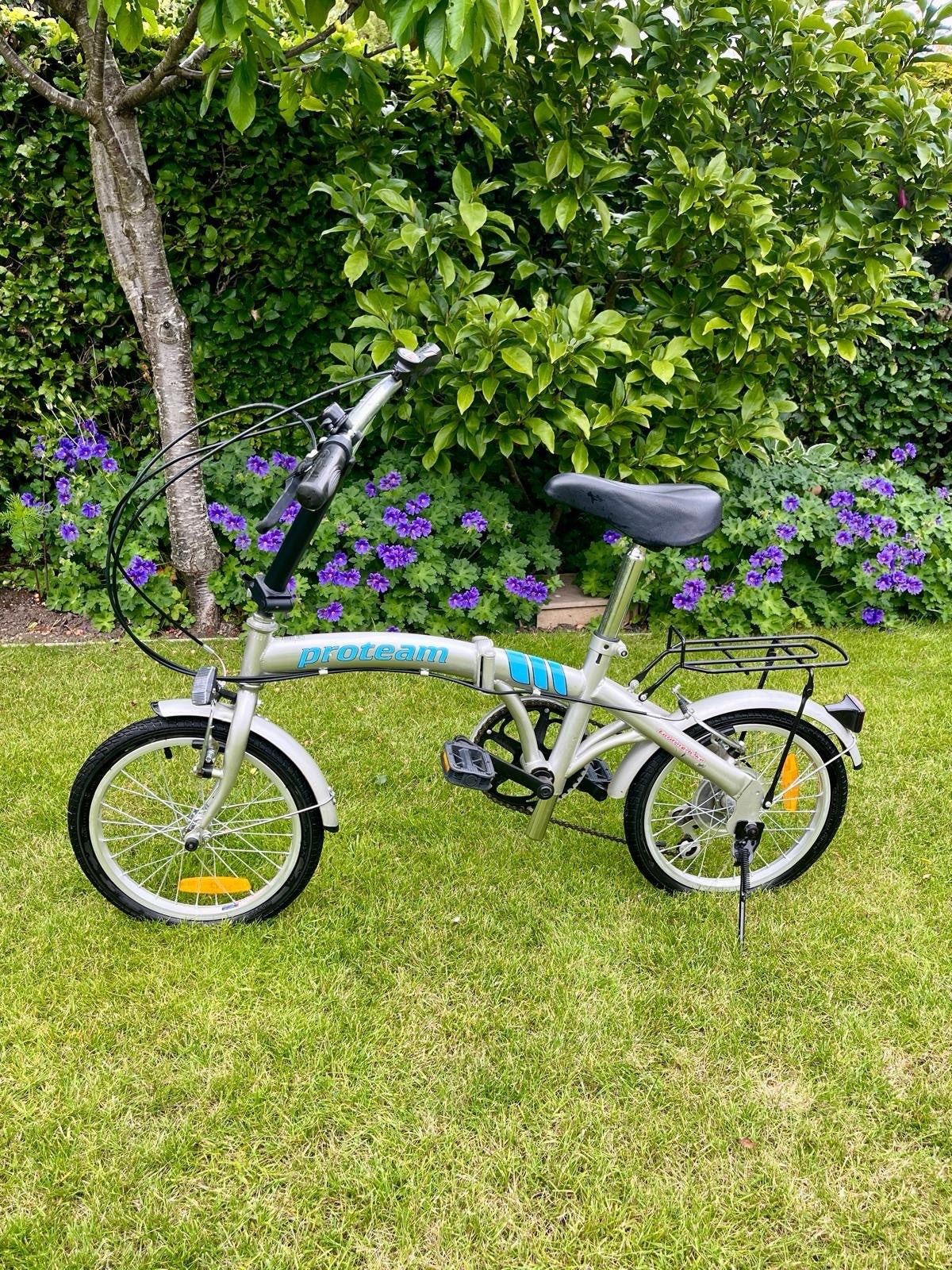 Proteam 16in Folding Bike Silver/Blue V-Brakes Rear Rack Mudguards