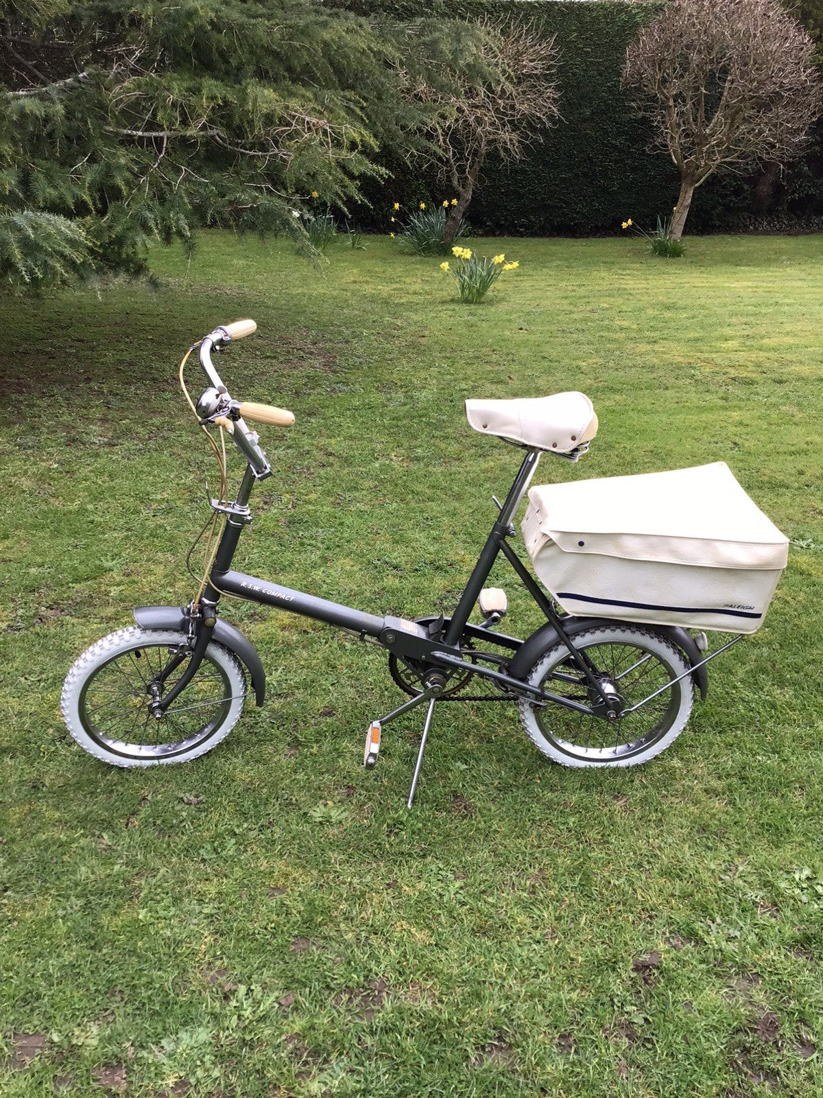 RALEIGH RSW COMPACT FOLDING BICYCLE Unrestored Original Exceptional condition.