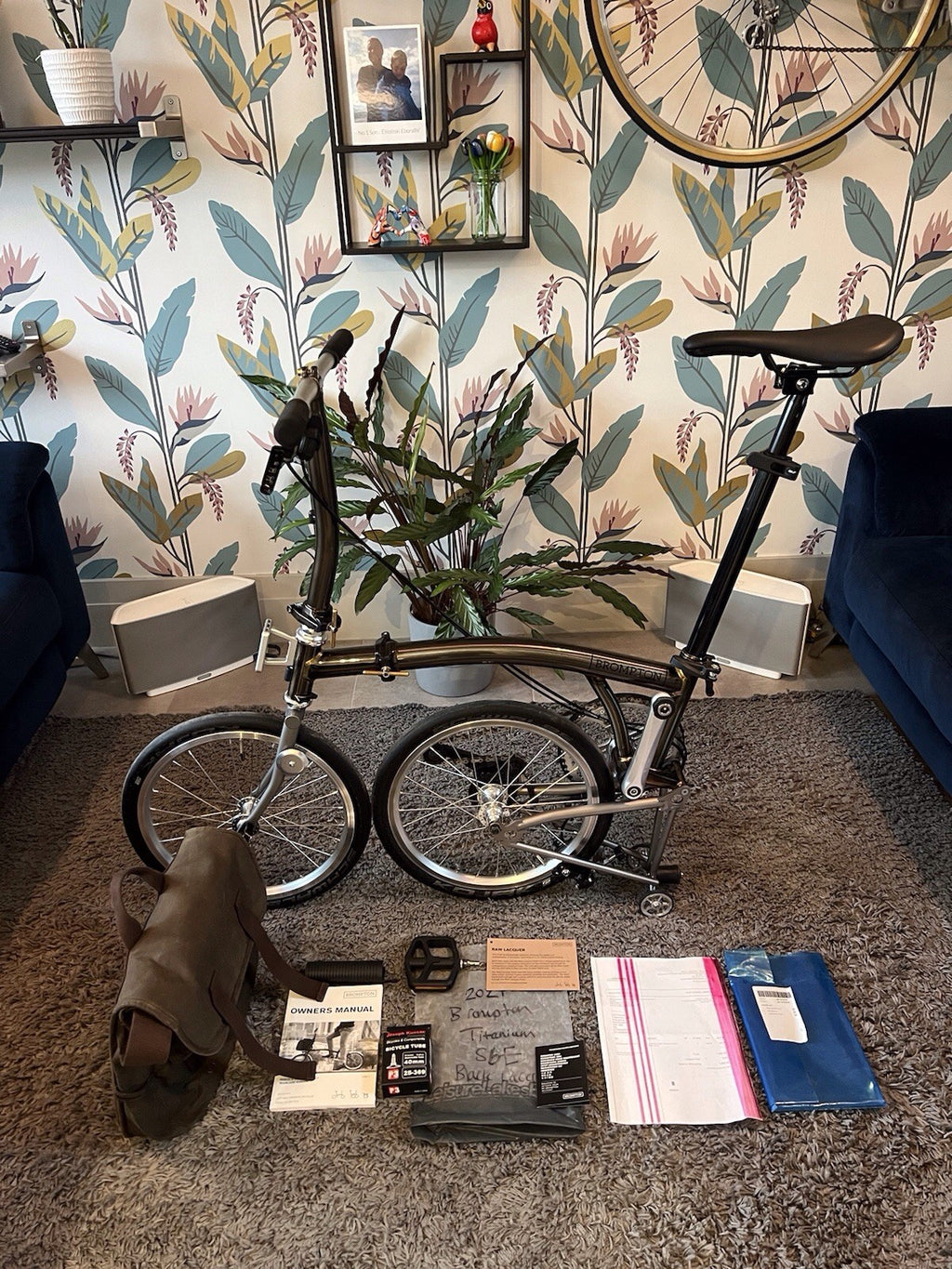 Brompton Titanium Virtually Unused & In Beautiful Showroom  Condition