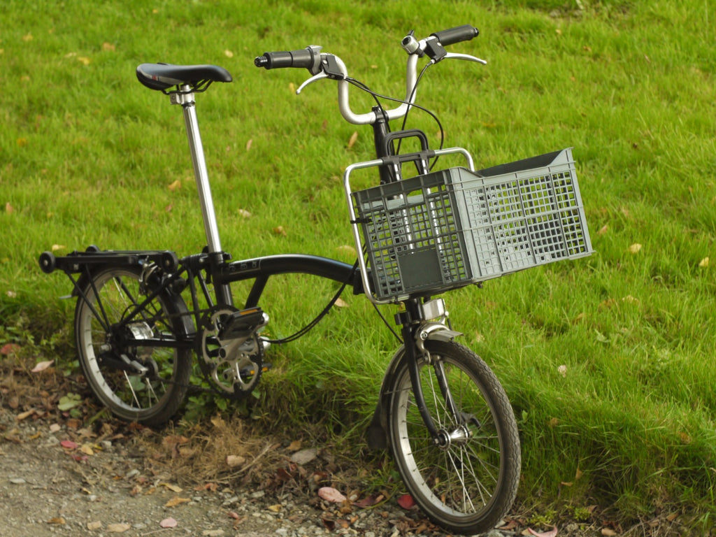 BROMPTON - A VERY RARE 16" WHEEL 8 SPEED BROMPTON