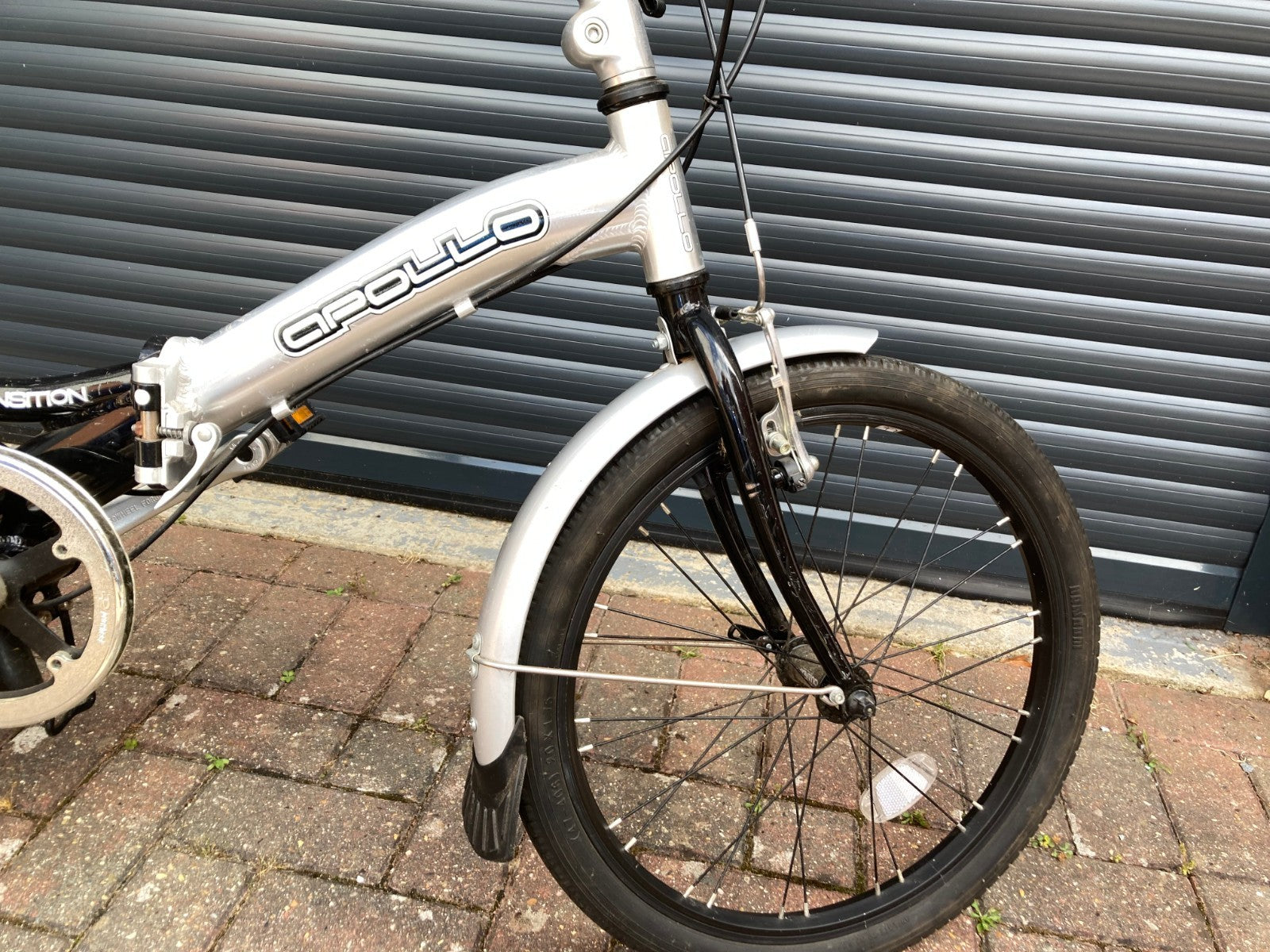 Apollo Transition Folding Bike - Shimano Gears
