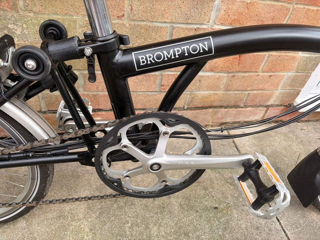 Brompton C Line Folding Bike 6-Speed matte black Good Condition