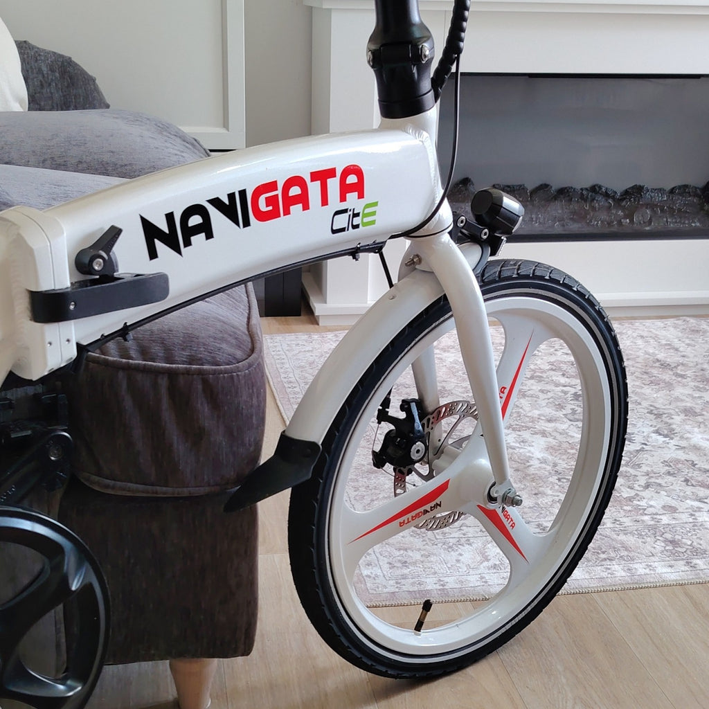 Pedibal Navigata Cie 20 in Folding Bike Disc Brake Rear Rack Lights White