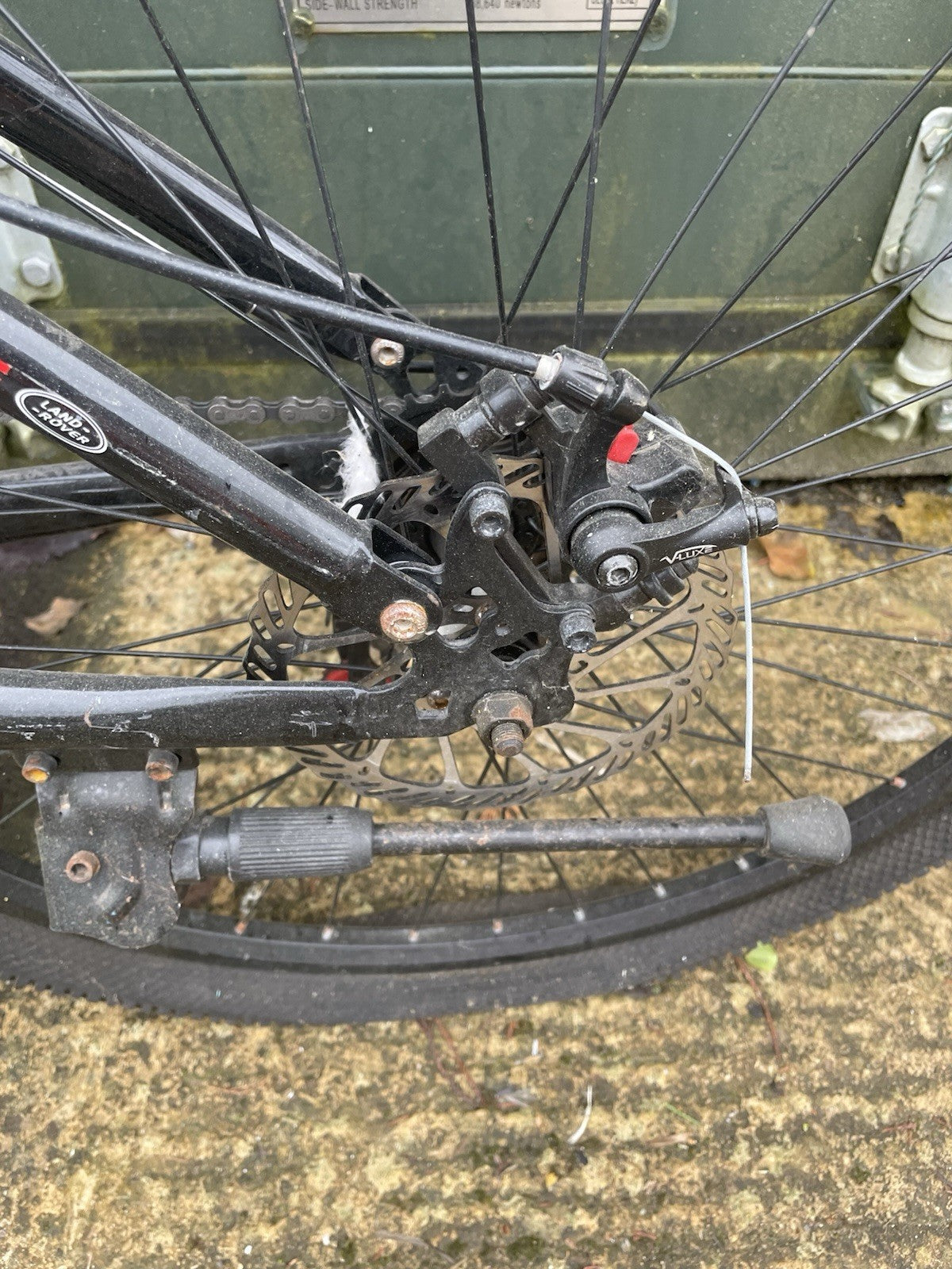 Land Rover G4 Challenge Folding Mountain Bike Black
