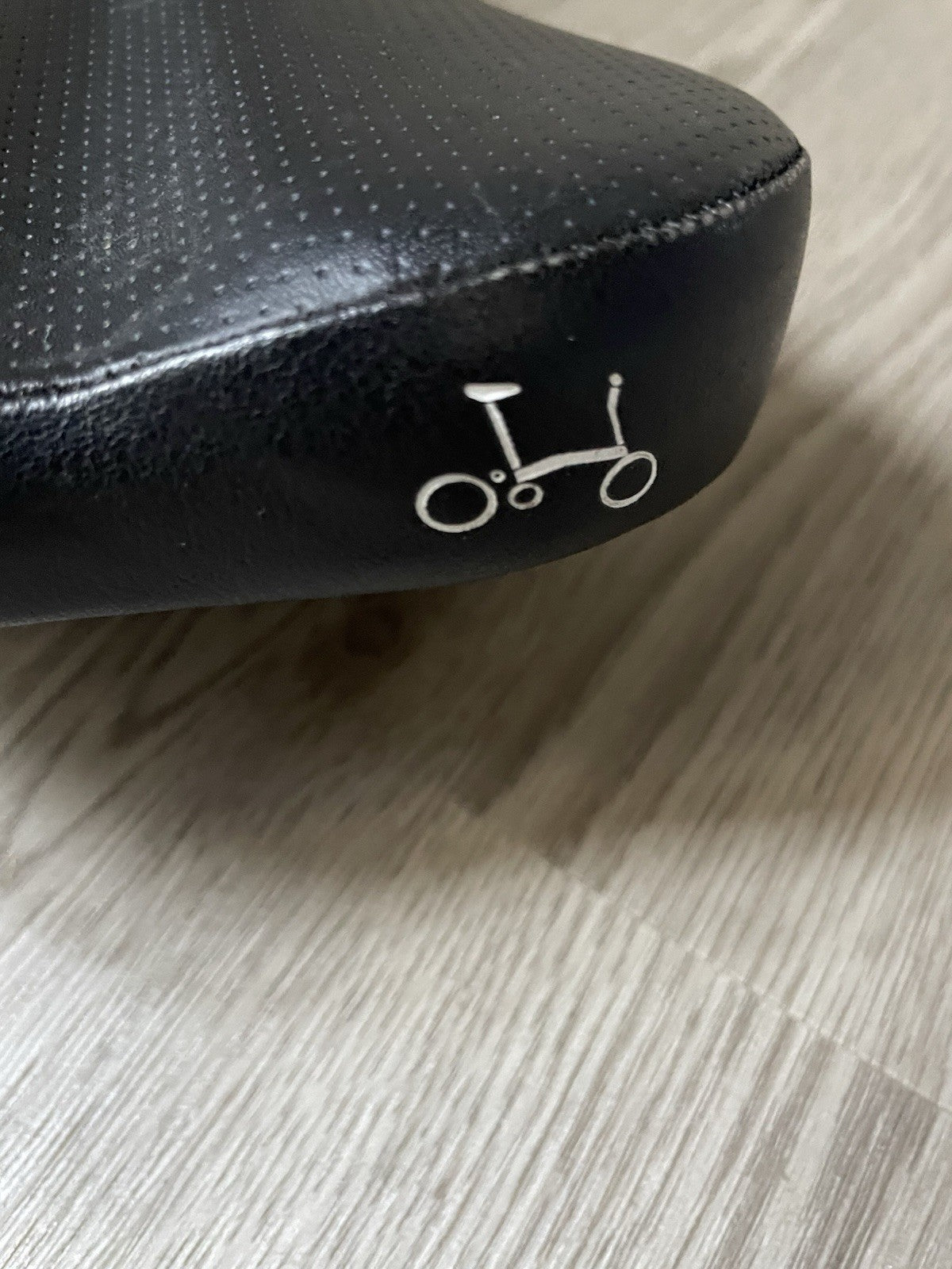 Brompton Black Bike Saddle, standard size. Very Little Use. Good Condition.