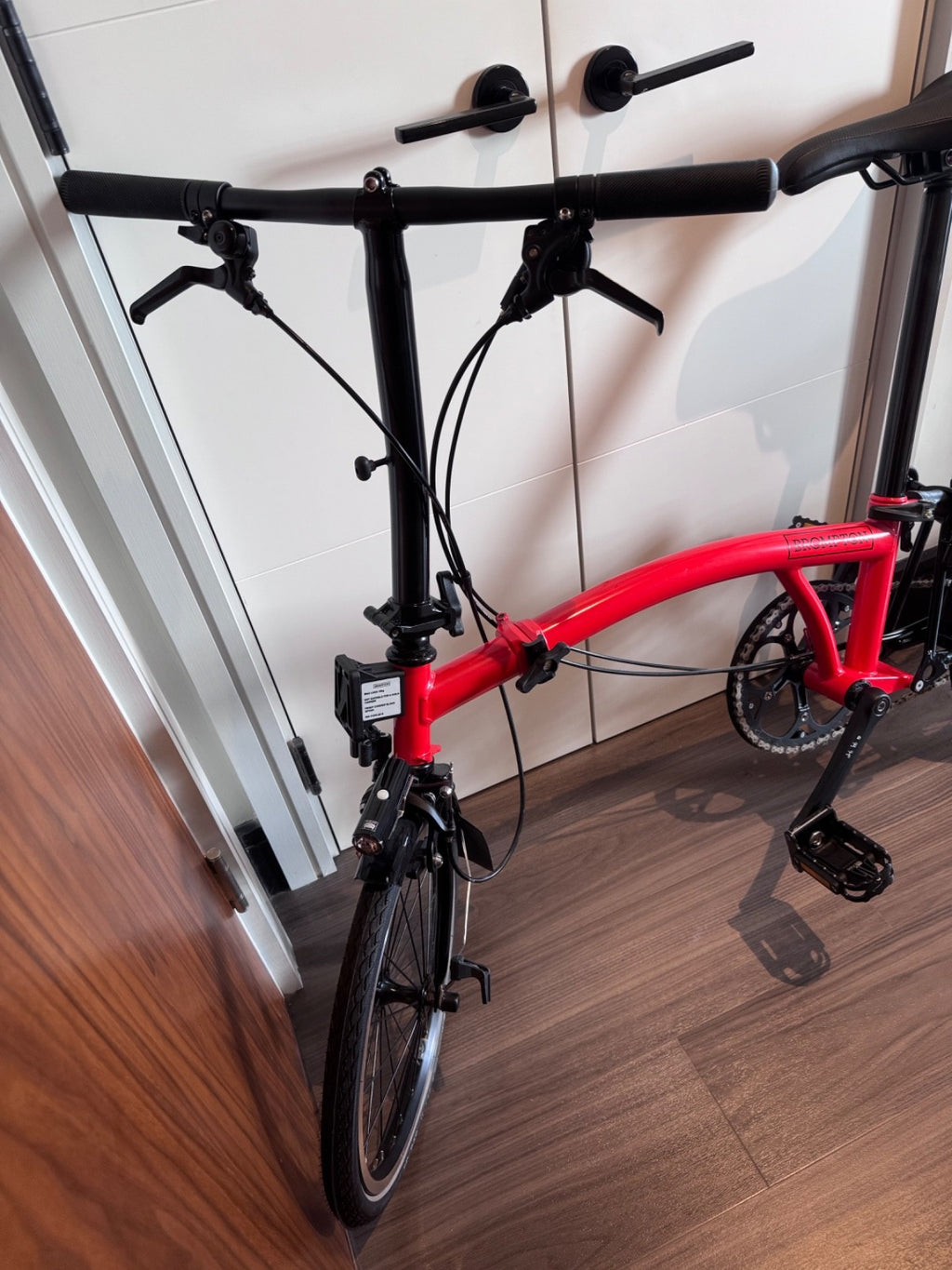 Brompton M6L Black Edition Folding Bike - Gloss Rocket Red