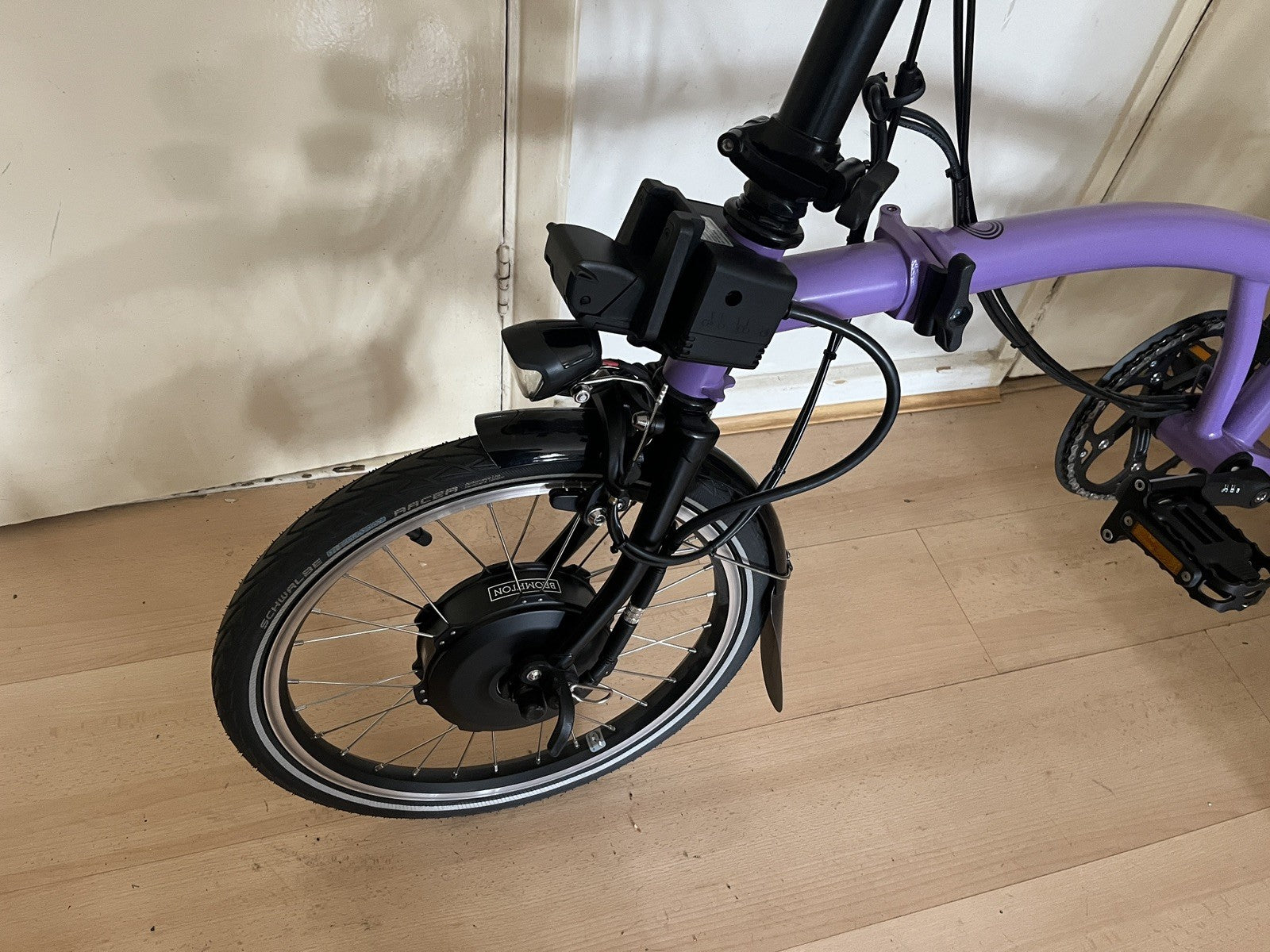 Brompton C Line 4 Speed, Pop Lilac Edition Mid Handlebar 2025