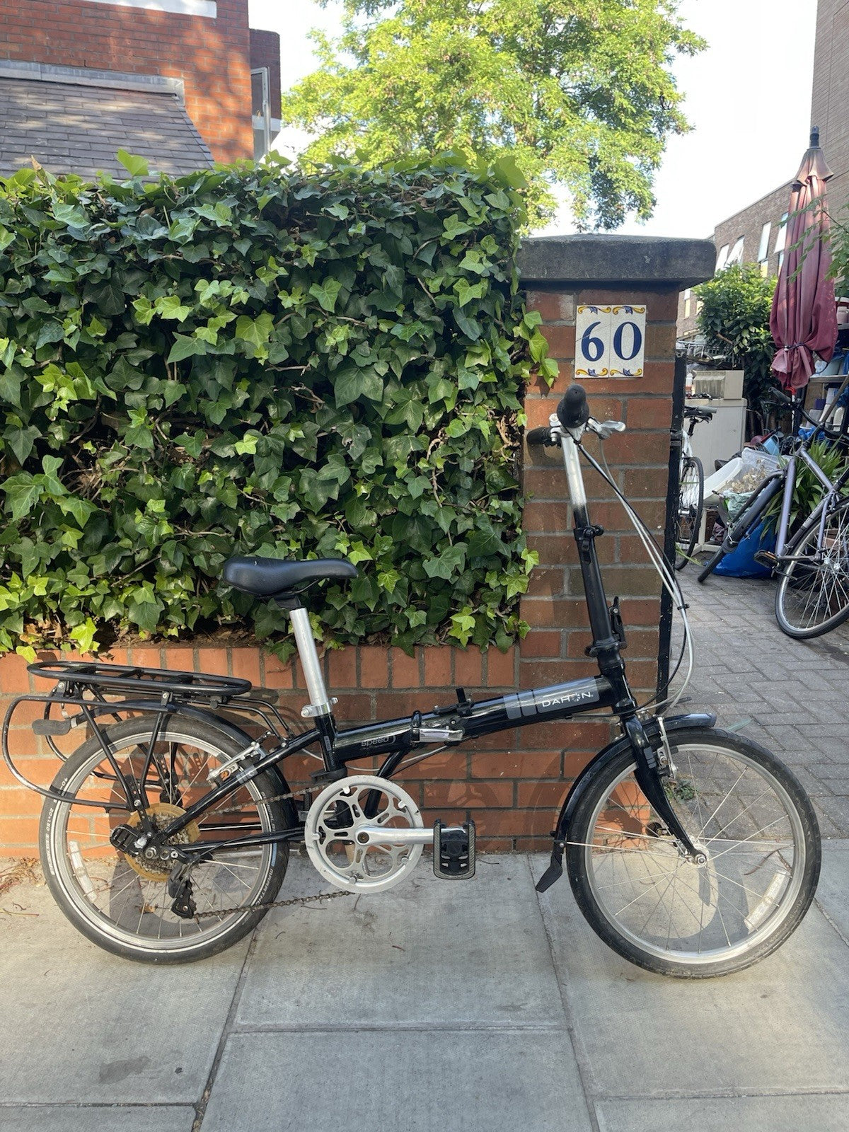 Dahon Speed Folding Bike – Black, Rear Rack Fitted For Adults