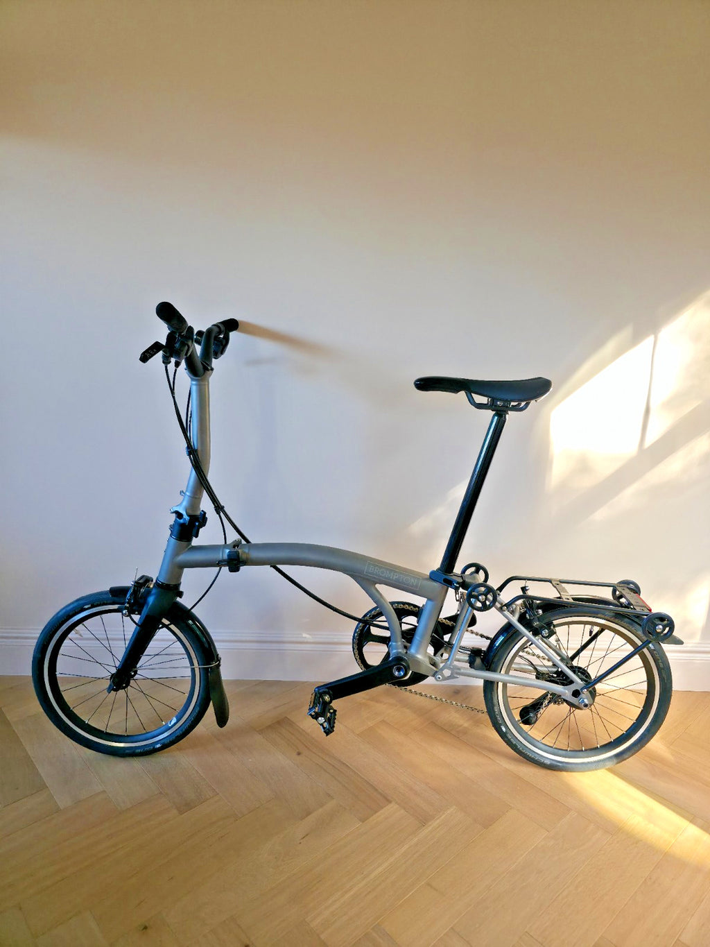 Brompton 12 speed T Line Explore Mid Handlebars - Excellent Condition