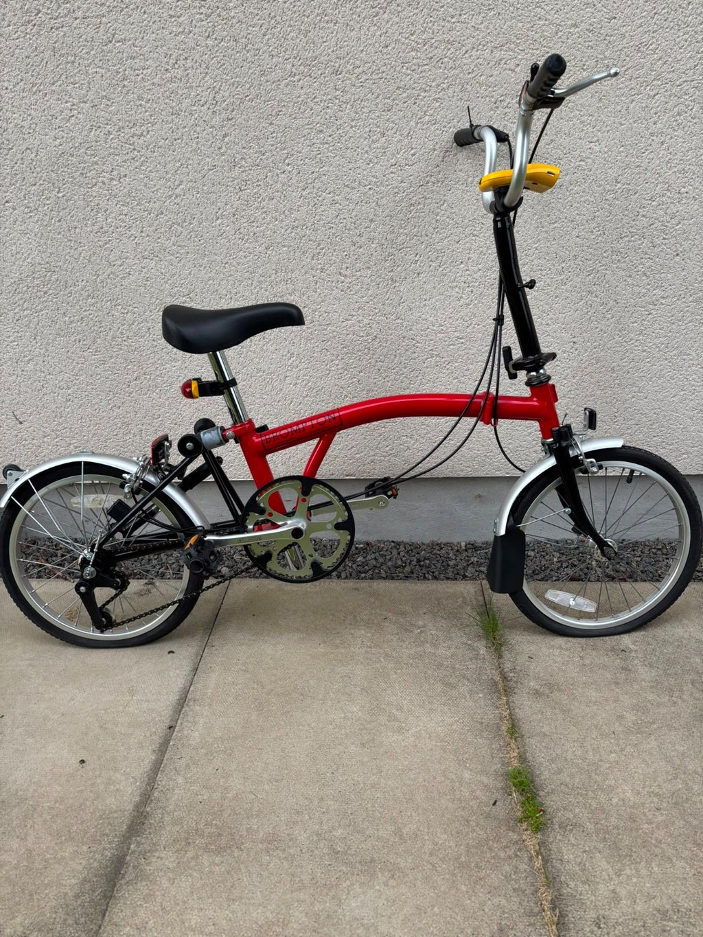 Brompton Folding Bike - Red. 3 speed. Barely used