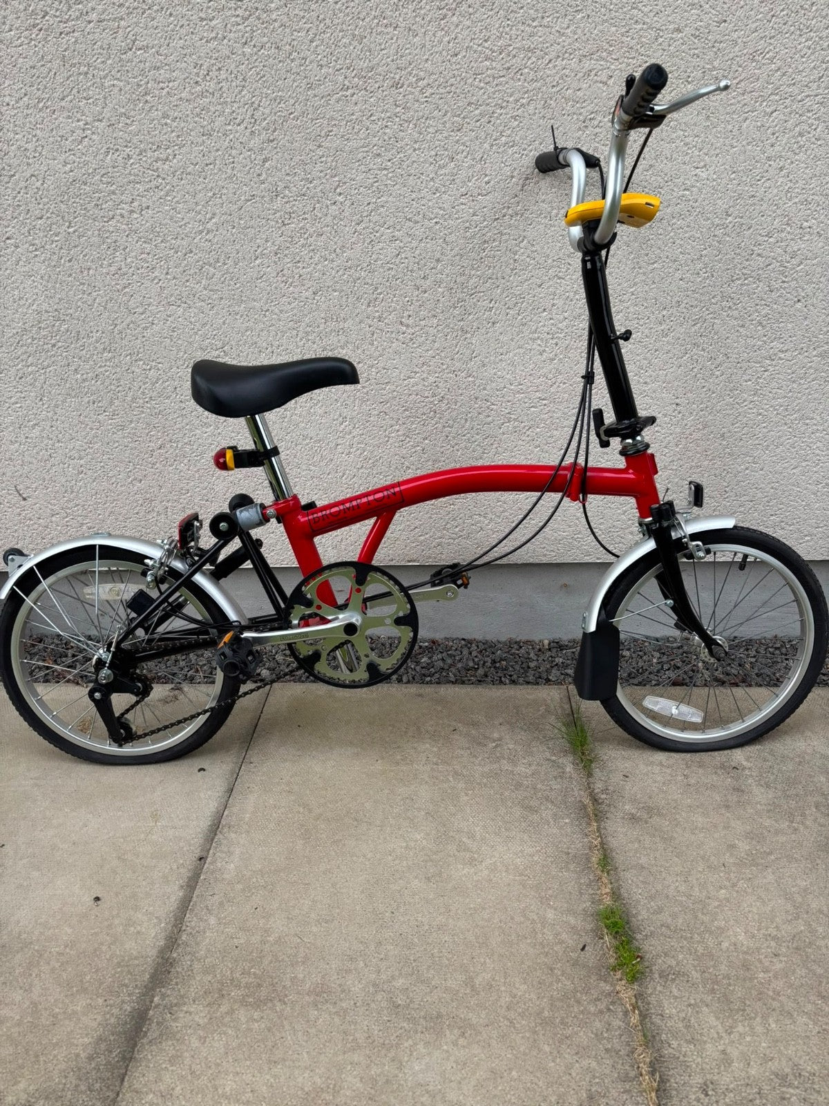 Brompton Folding Bike - Red. 3 speed. Barely used