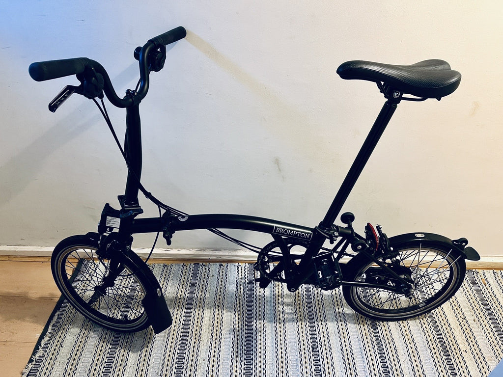 Brompton Bike 6-Speed Explore 2024, Black Mid Handlebar