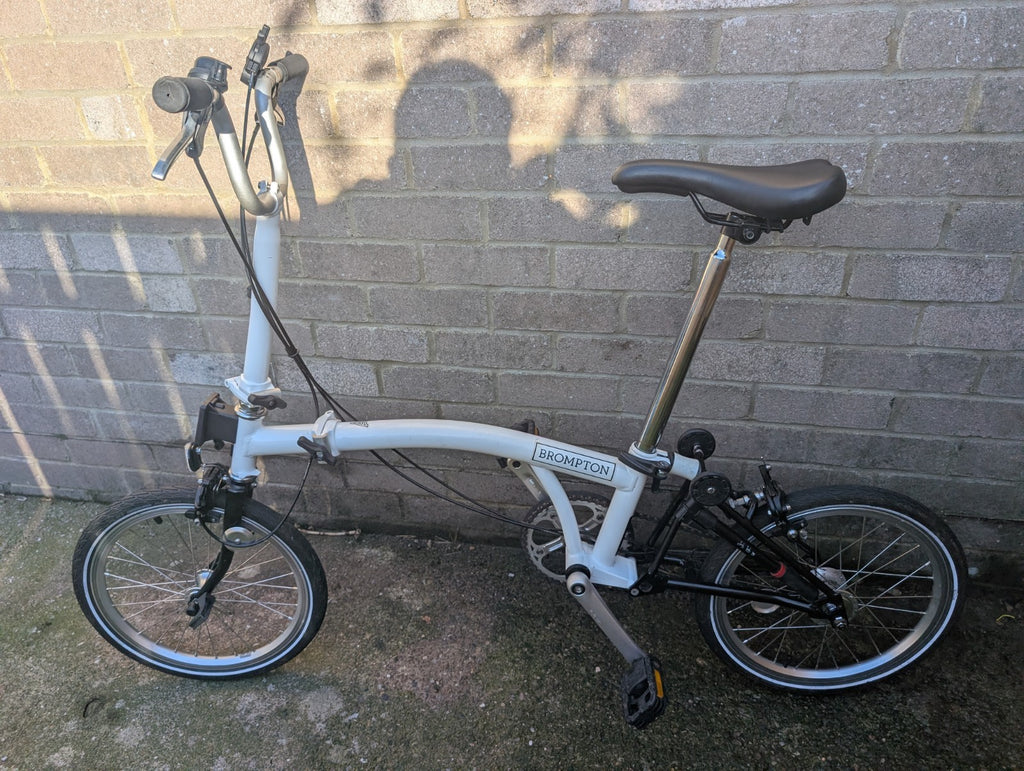 Brompton A-Line 3-Speed Folding Bike white 2022 model