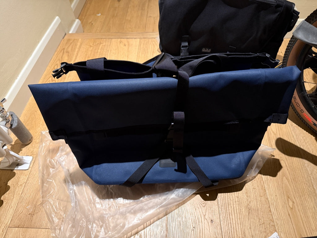 Brompton G Line Large 8-Speed Black Folding Bike + 3 Bags & Rear Rack
