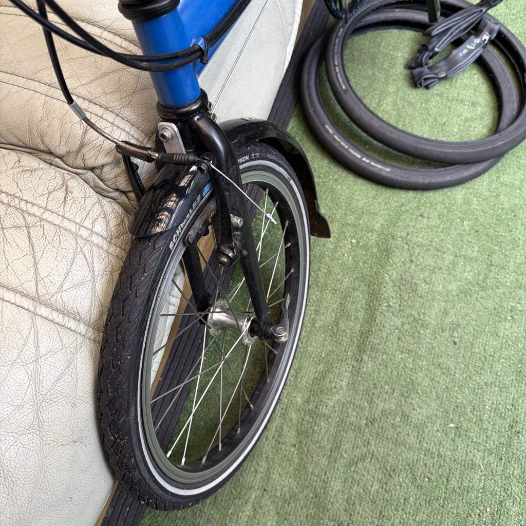 Bite Friday Folding Bike, 16 Inch Wheels ￼
