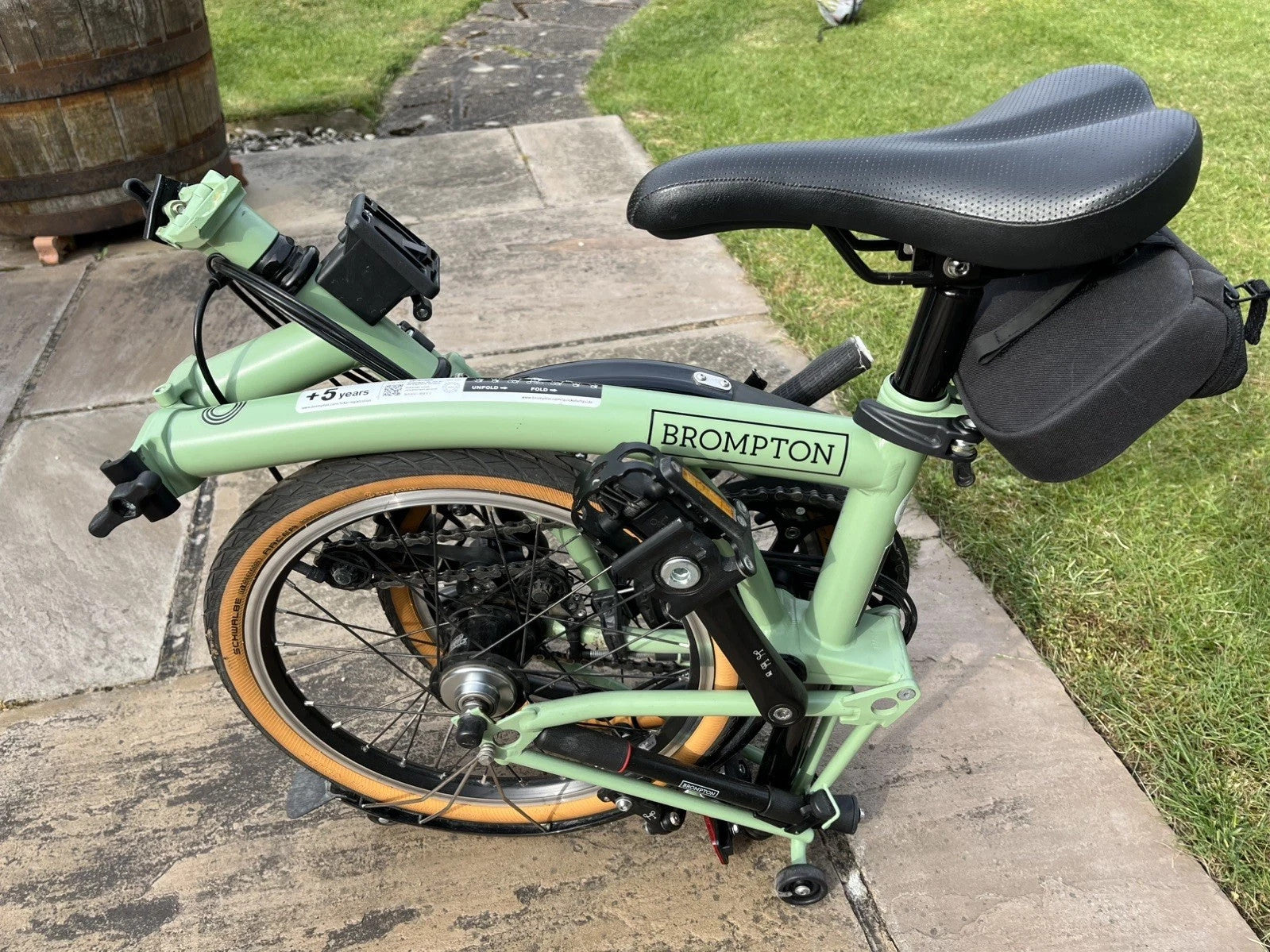 Brompton C Line H6R (6 Speed) folding bicycle - SAGE GREEN (MINT CONDITION)