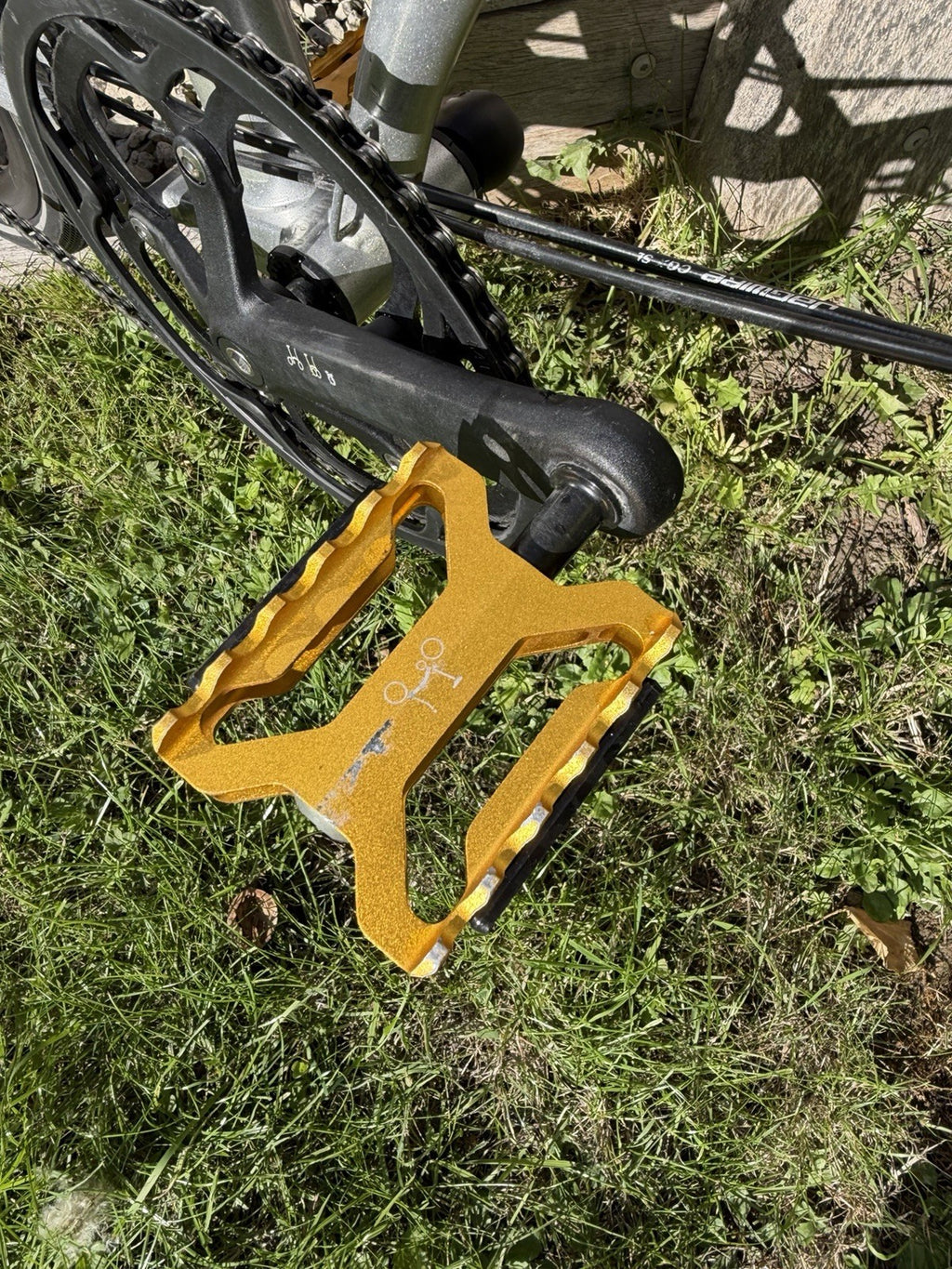 Brompton Palace Special Edition with upgrades. 2 speed, mudguards