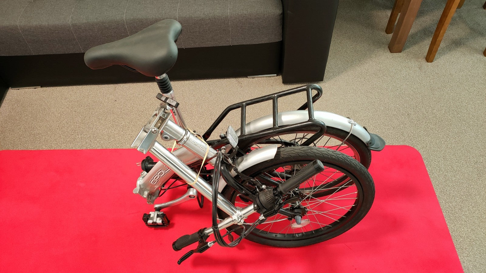 Apollo Transition Folding Bike 6-Speed Shimano Gears, 20-inch Wheels