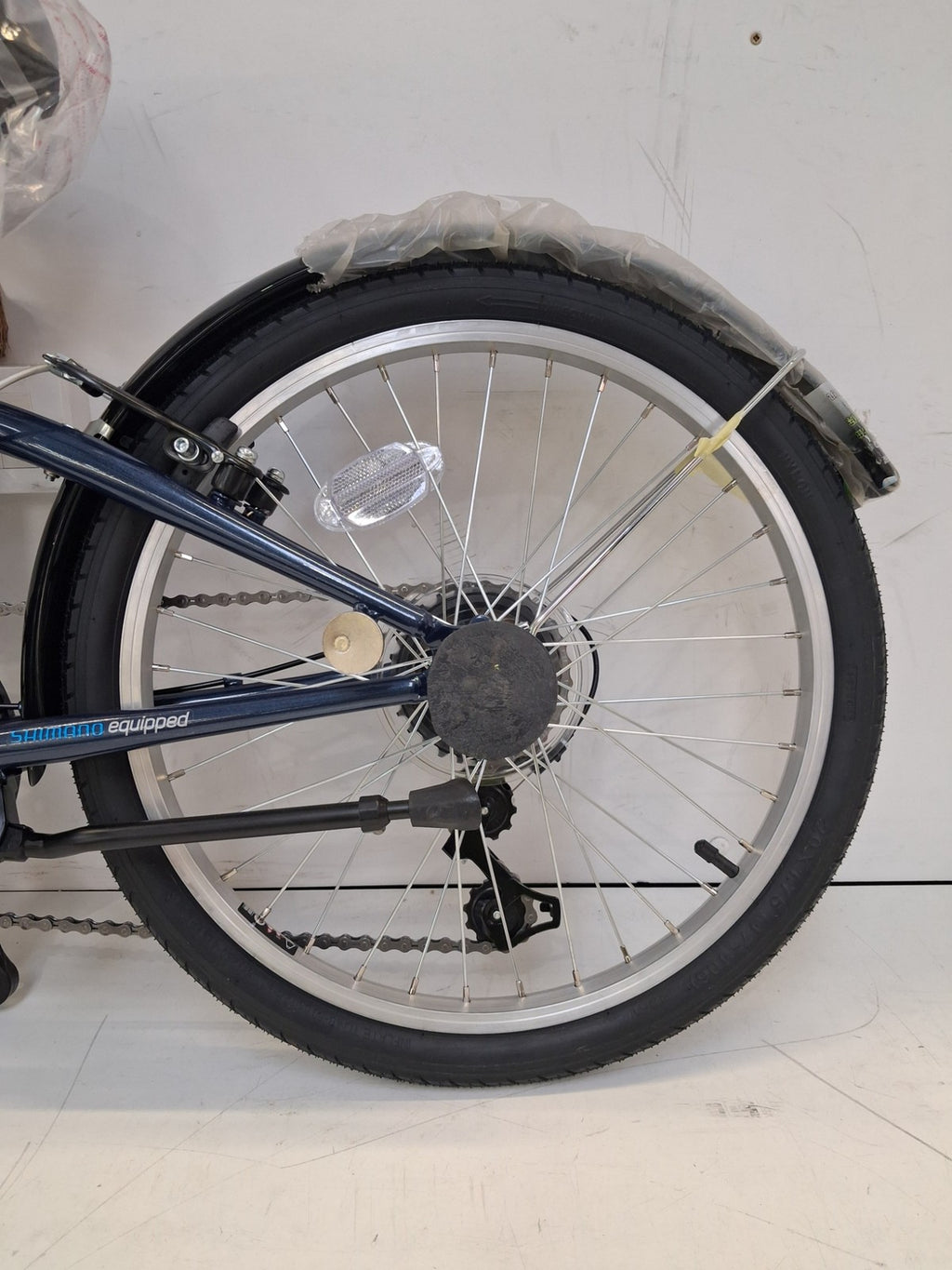 Apollo Transport Compact Folding 20" Wheels Steel Frame 6-Speed Bike - Navy A