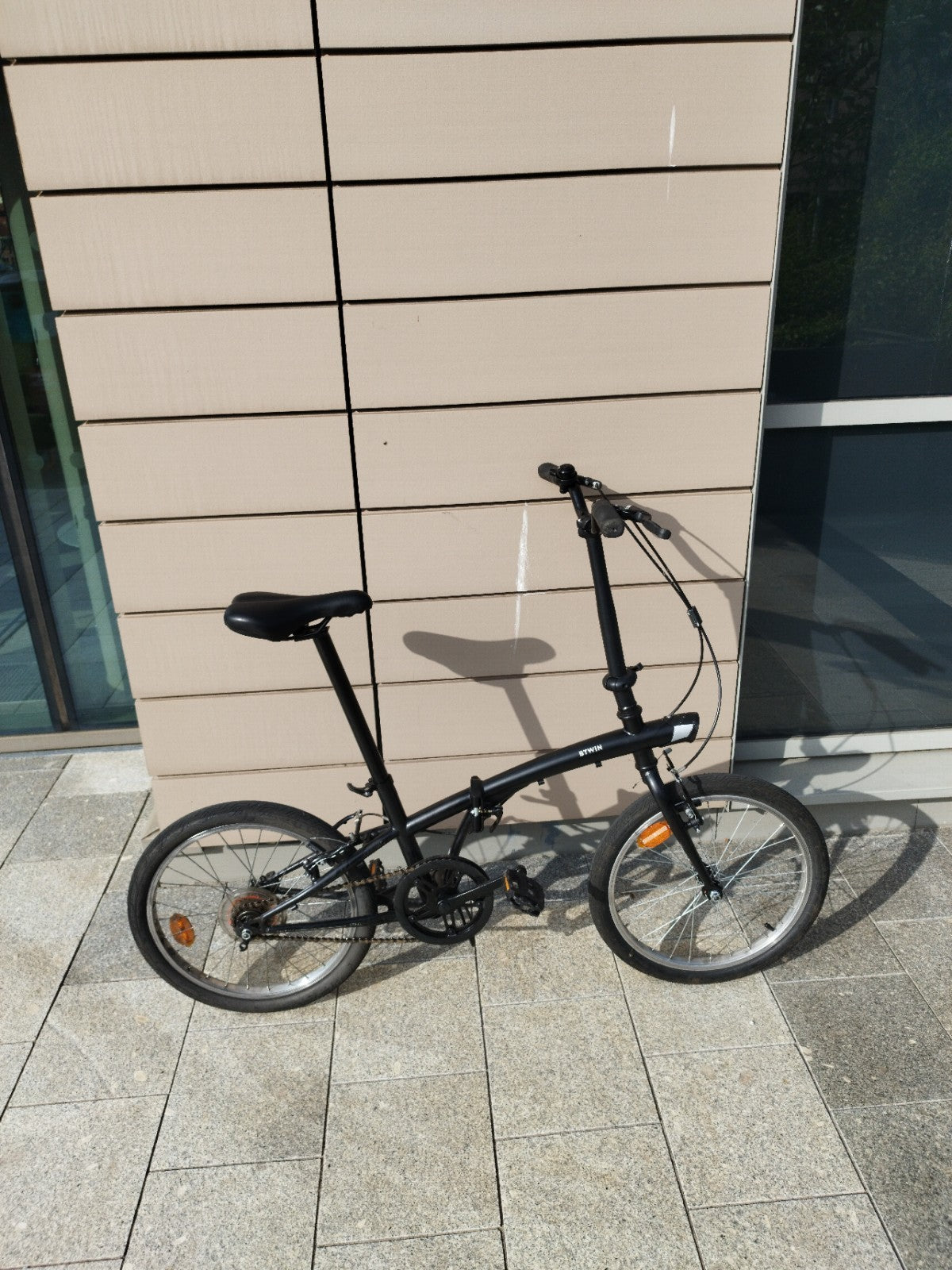 Decathlon B'Twin Folding Bike, single speed, easy to fold, space saver