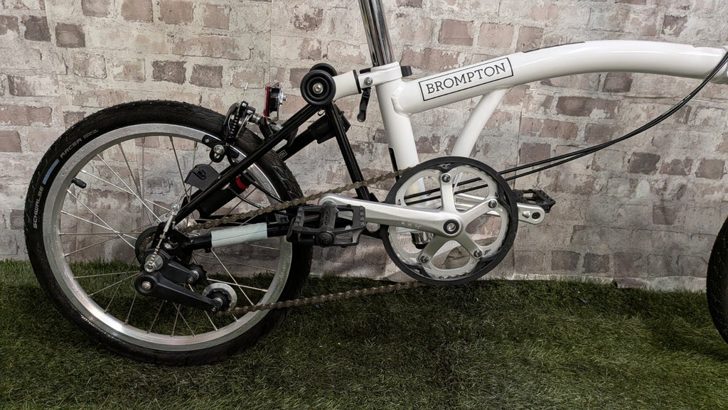 Brompton A Line White Folding Bike Bicycle New Condition