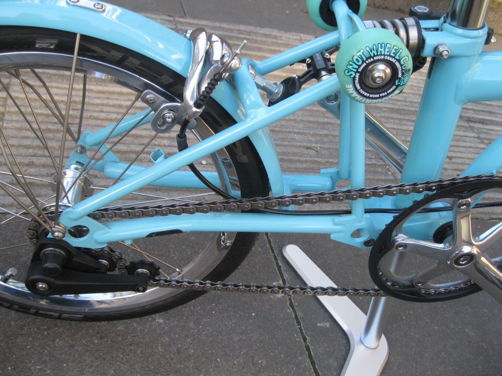 Custom Brompton Folding bike - homage to 1989 Cal look VW Karmann Ghia
