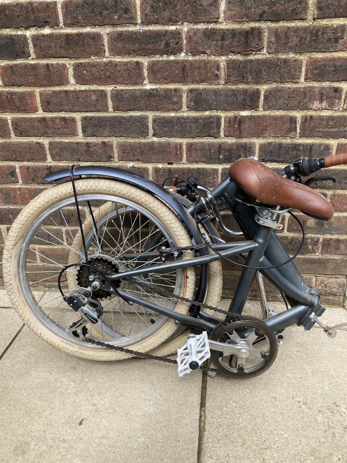 Unbranded fully folding bicycle
