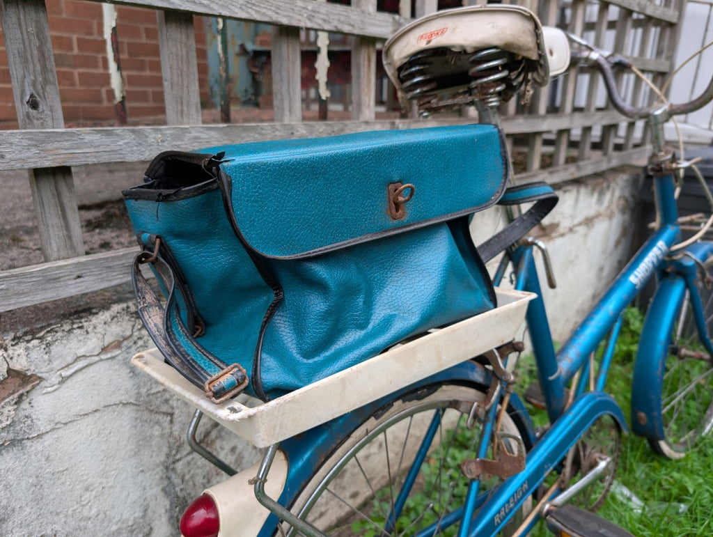 1970s Raleigh Shopper 20in Bike For Restoration. With Matching Racktop Bag.