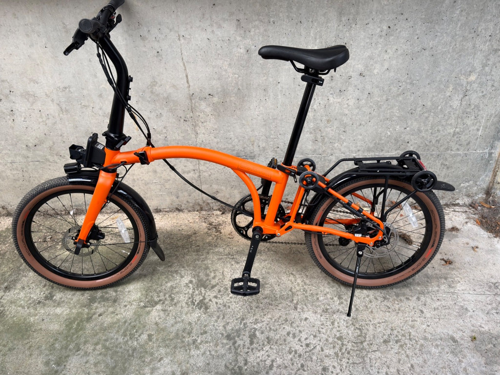 Brompton G Line - 4 SPEED  and extras package Size Large - Adventure Orange