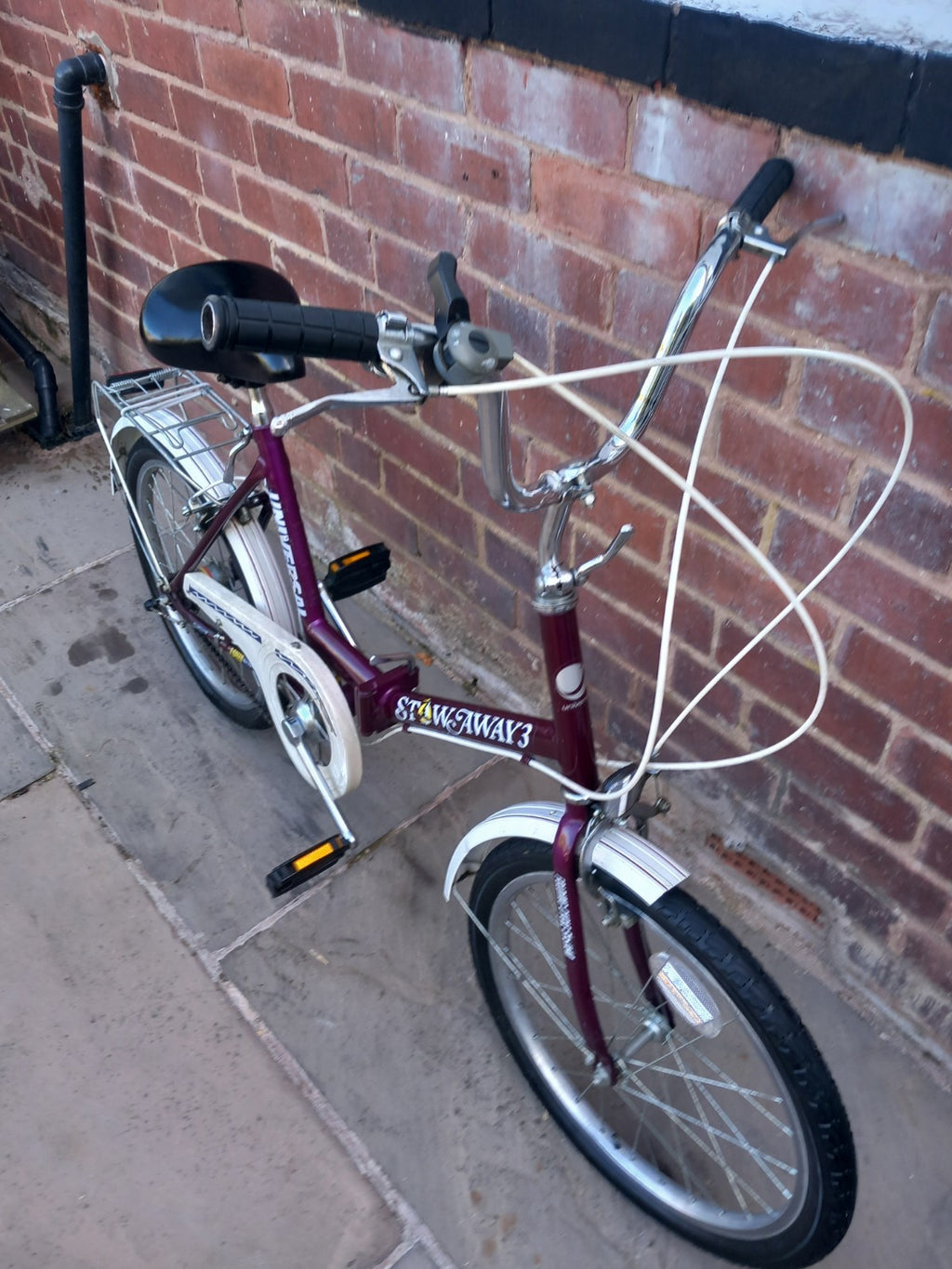 Universal Stowaway Folding Bike 3-Speed, 20" Wheels Excellent Condition