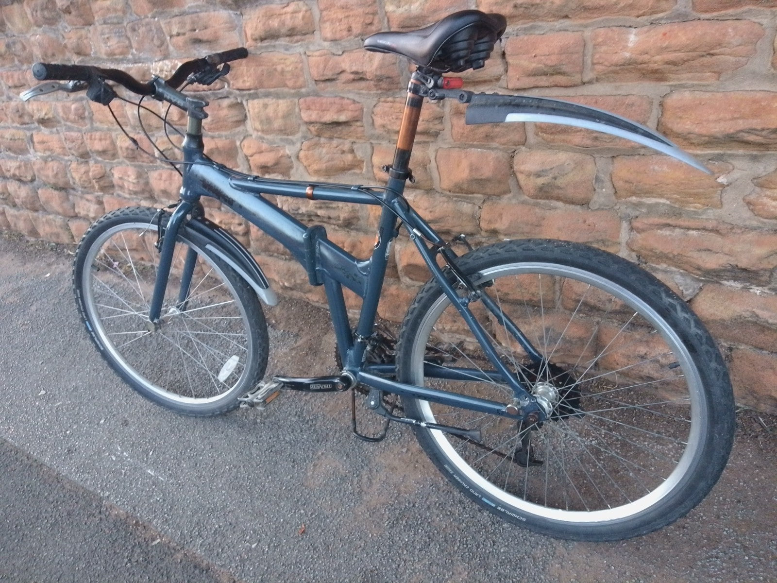DAHON 26-inch folding Mountain Bike - Blue, Good Condition