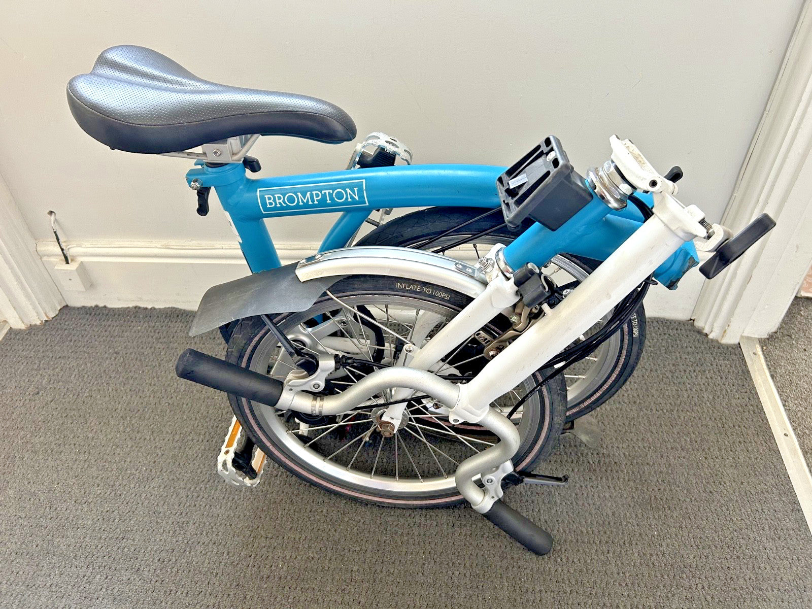 Brompton Folding Bike 3-Speed Blue - White