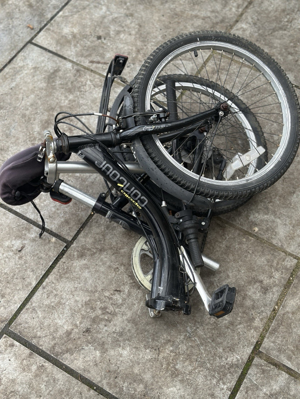 Apollo Contour Folding Bike 20inch Wheel