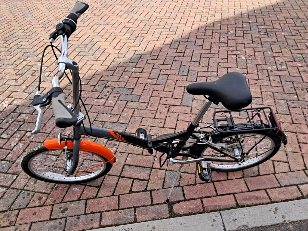Compass 20in Folding Bike Black/Grey/Orange Mudguards Rear Rack Grip Shifter