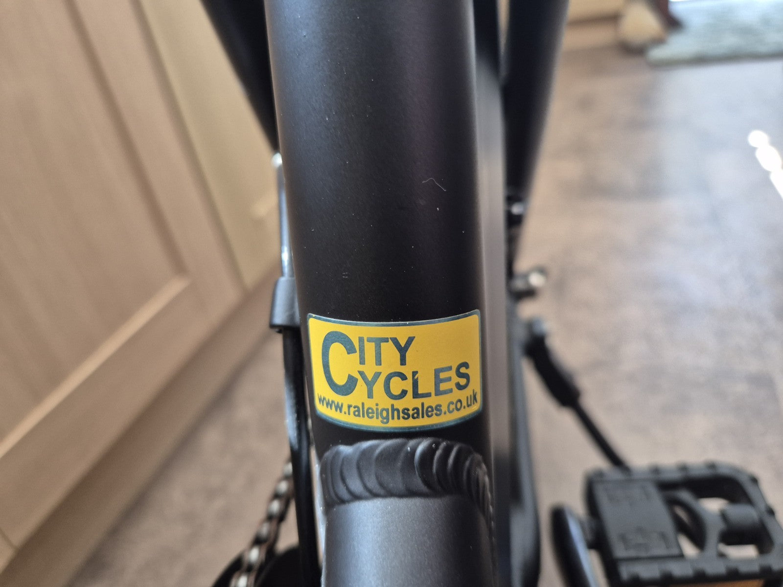 Raleigh Stow E Way Folding  Bike.