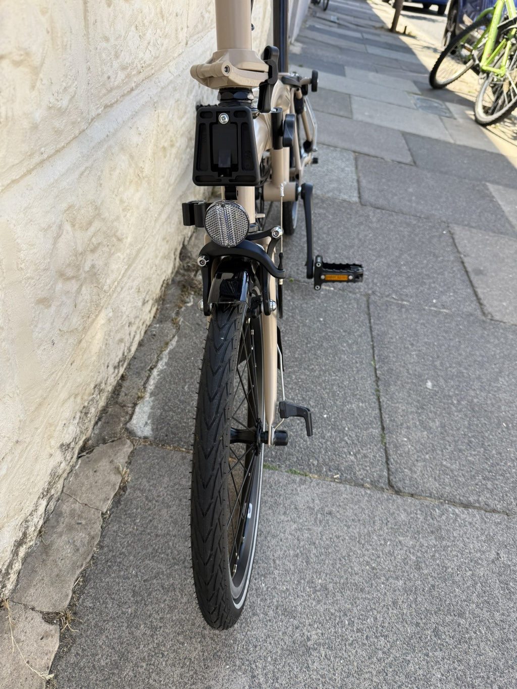 Brompton C Line Explore 2024 Folding Bike 6-Speed, Mid-Bar (Colour: Dune Sand)